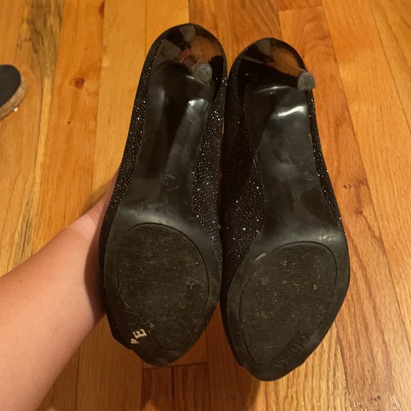 Black glittery Guess platform peep toe heel! - Picture 7 of 8